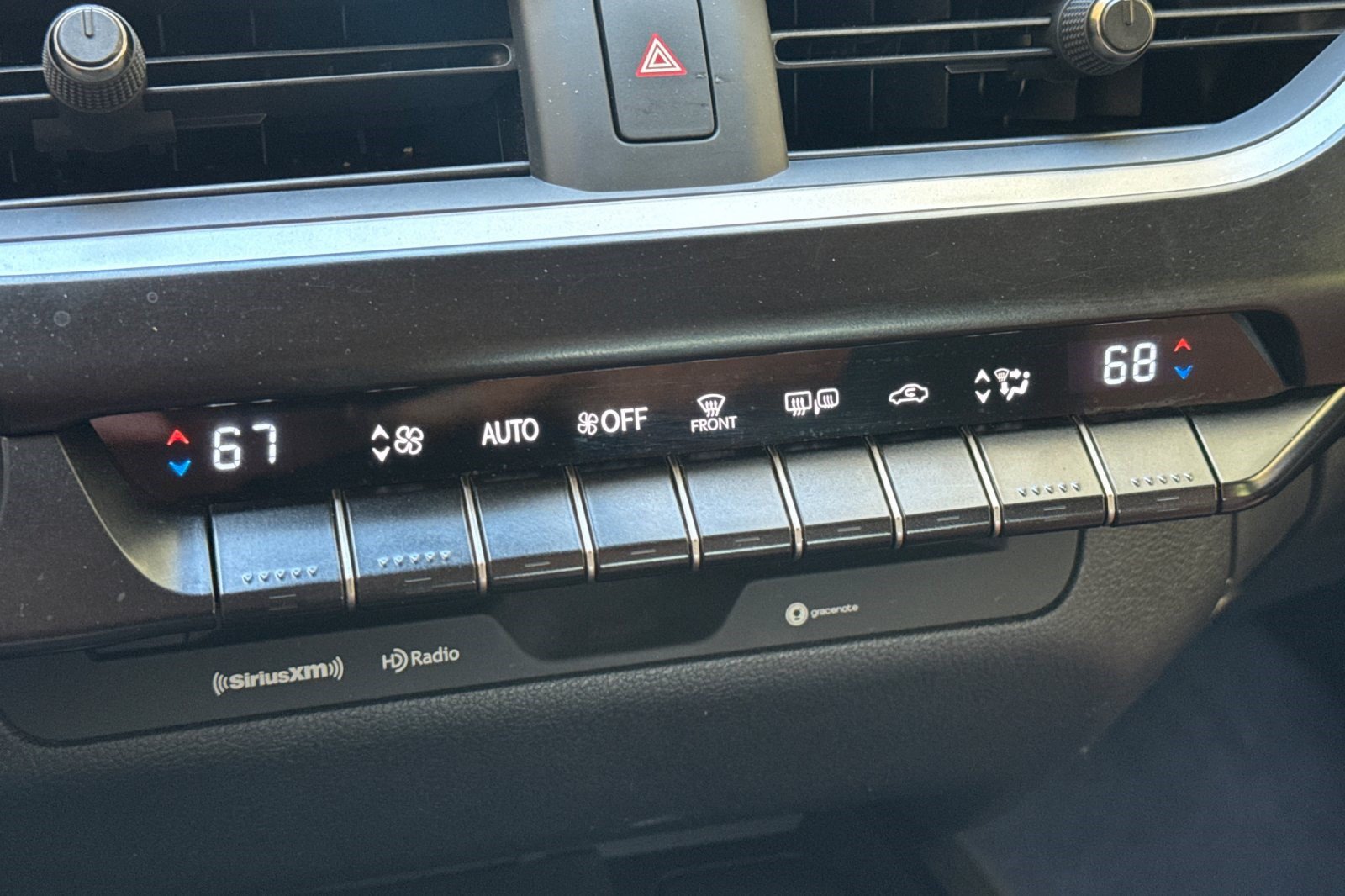 Used 2019 Lexus UX 200 w/ Accessory Package FWD image 18