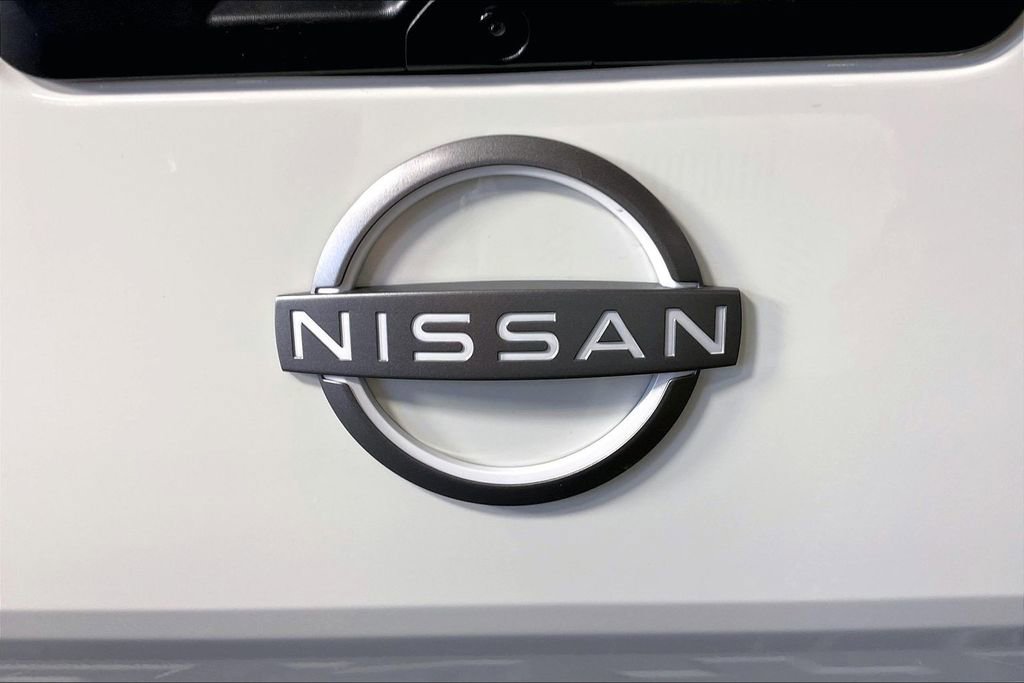 Certified 2025 Nissan Frontier SV w/ SV Convenience Package image 42