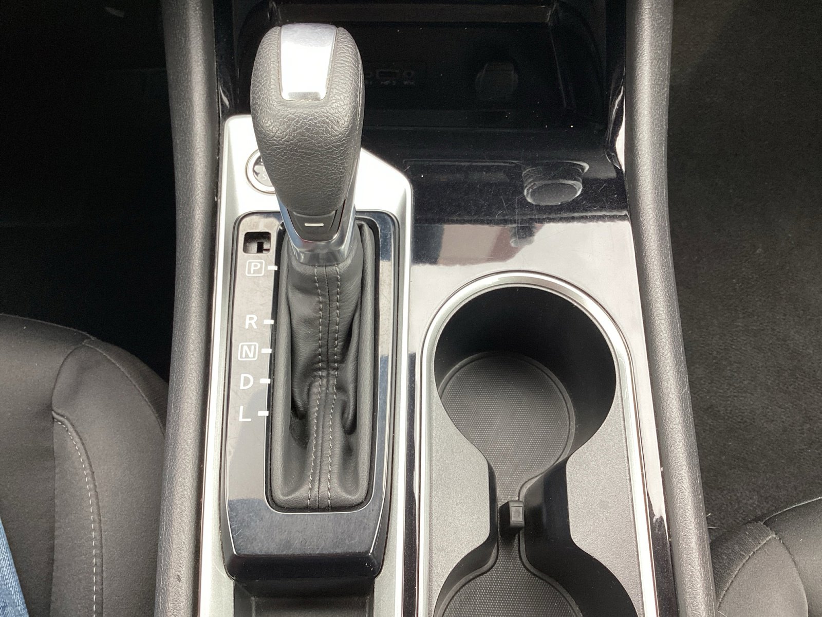 Used 2024 Nissan Altima 2.5 SV image 24