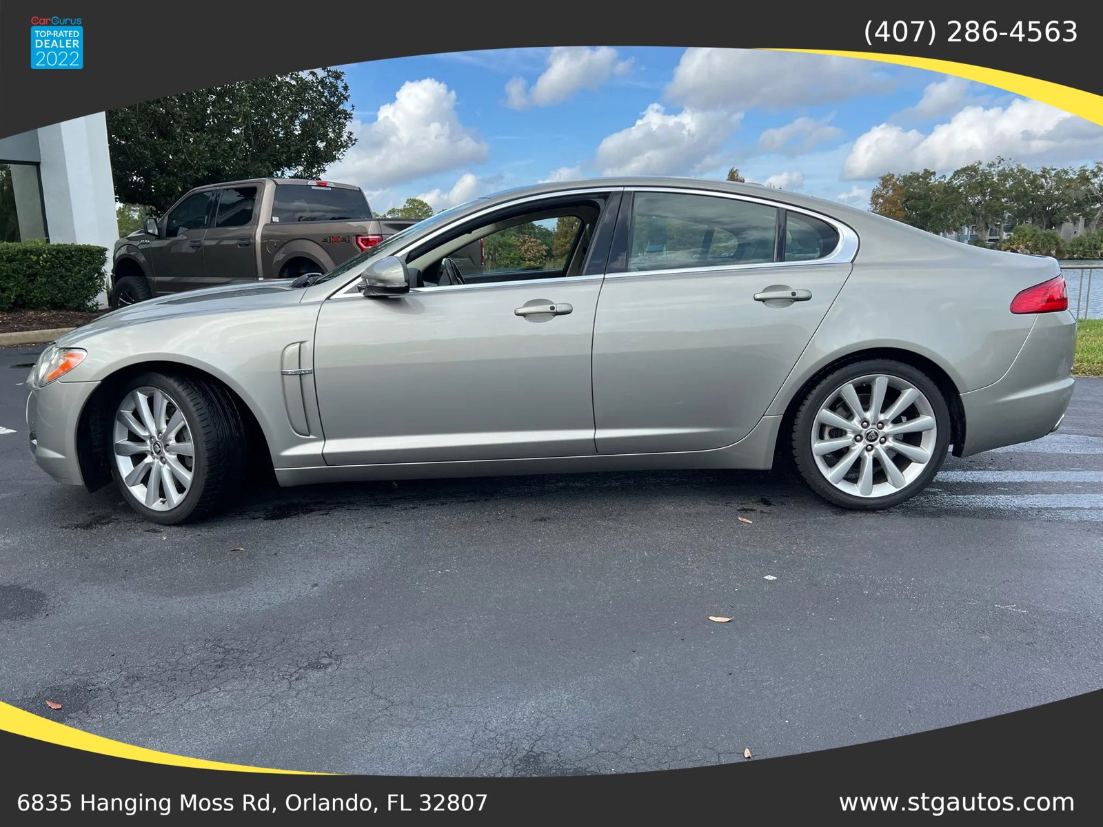 Used 2010 Jaguar XF Premium image 2