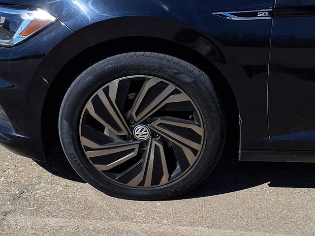 Used 2019 Volkswagen Jetta SEL Premium image 8