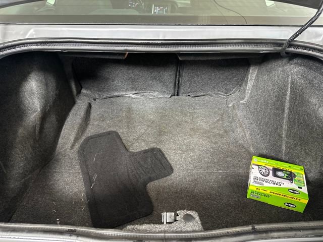 Used 2023 Dodge Challenger SXT image 26