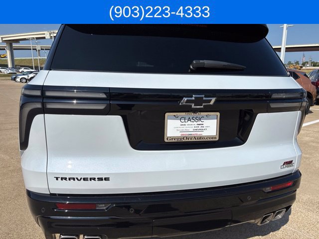 Used 2026 Chevrolet Traverse RS w/ LPO, Floor Liner Package FWD image 9
