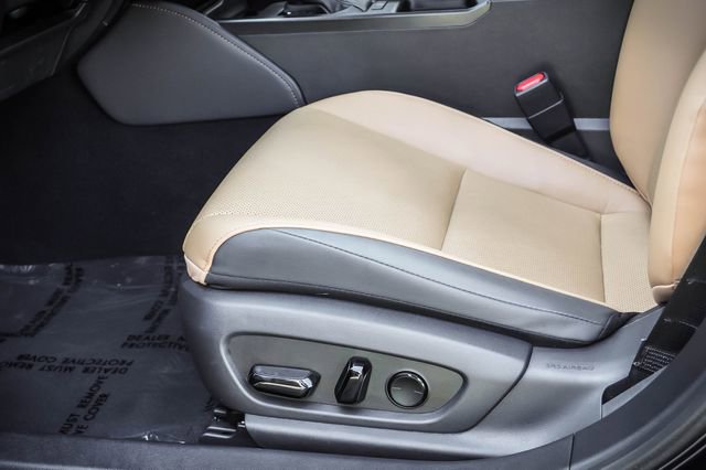 Used 2022 Lexus ES 350 w/ Premium Package image 11