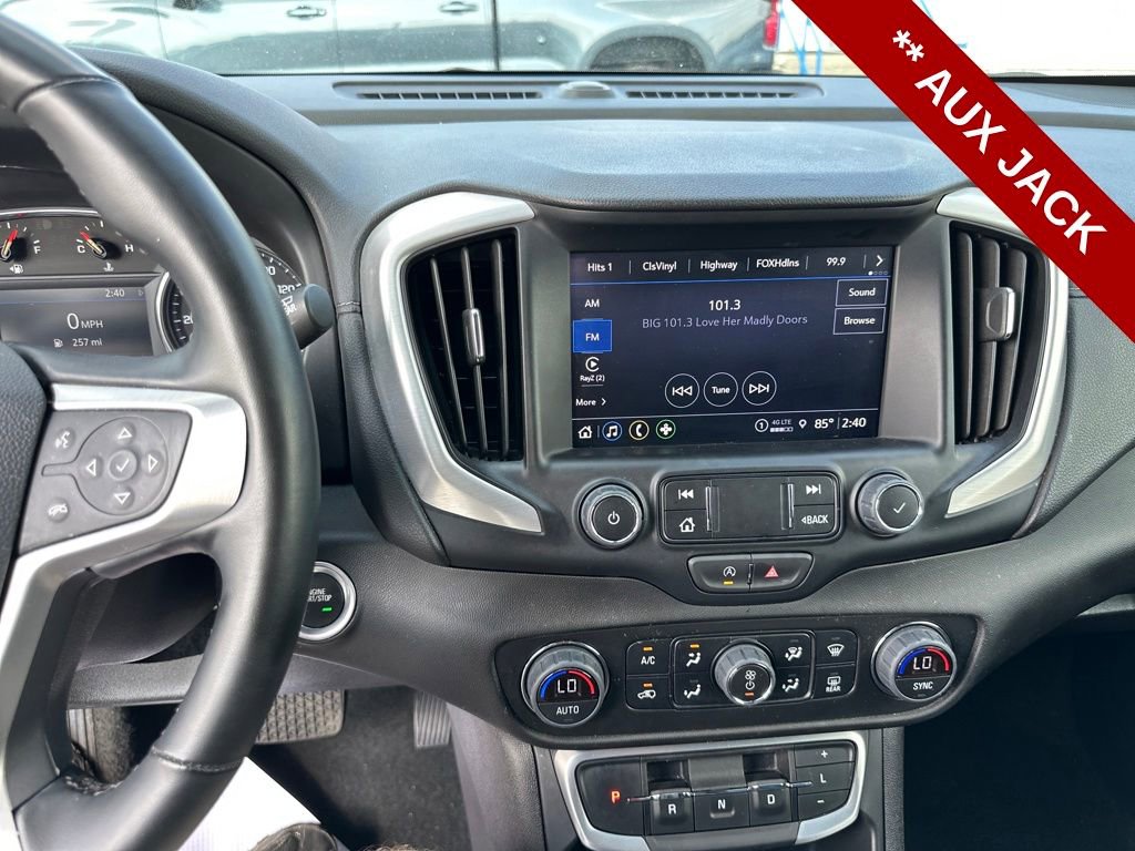 Used 2024 GMC Terrain SLT image 20