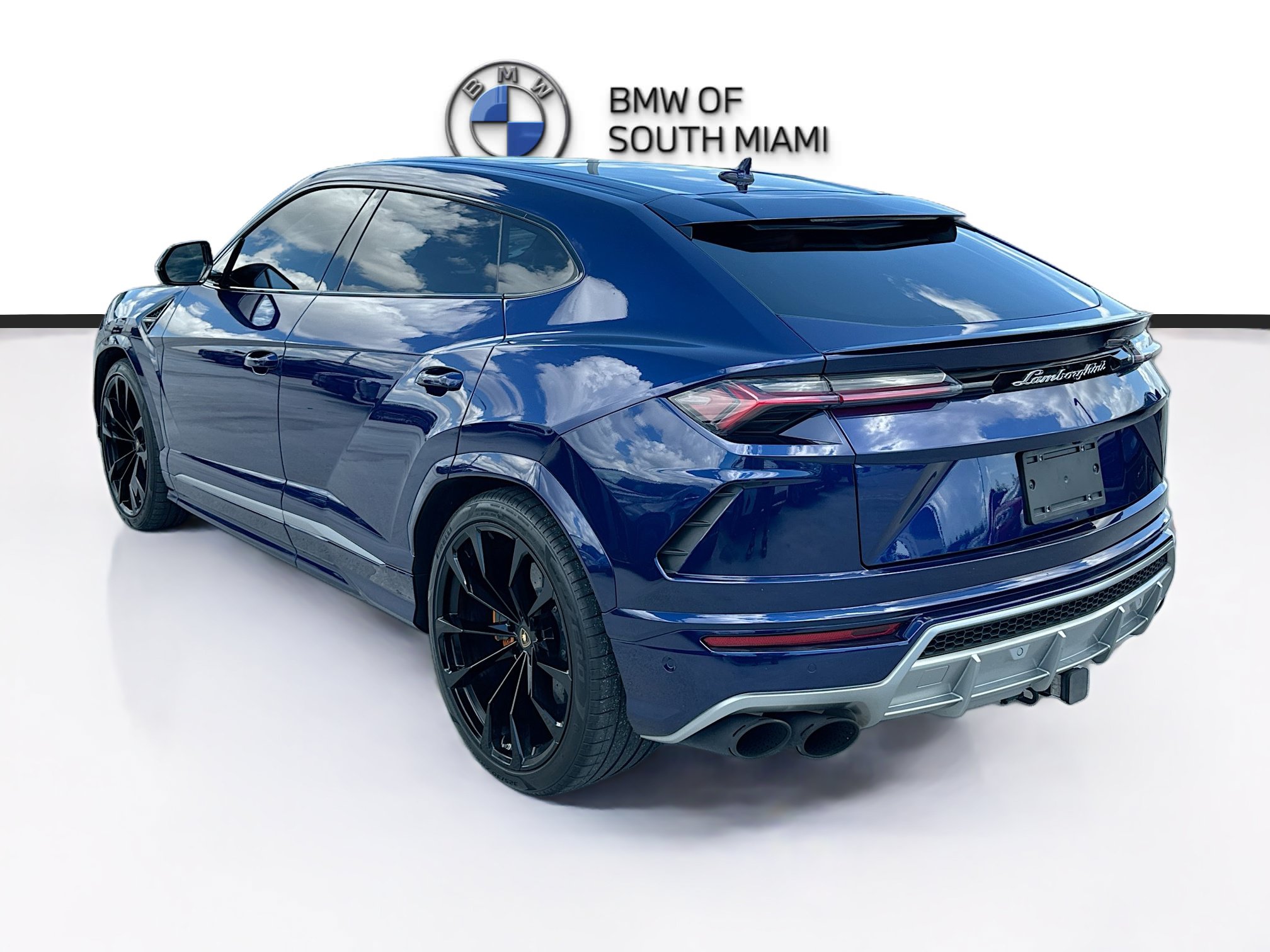 Used 2020 Lamborghini Urus AWD/4WD image 5
