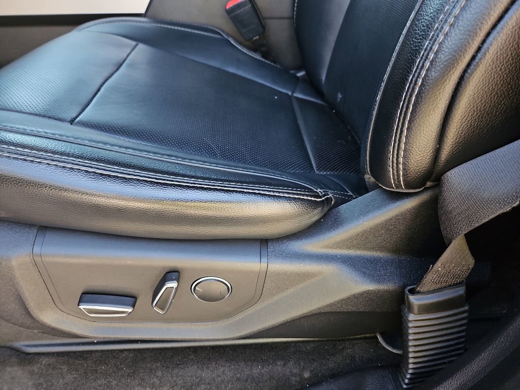 Used 2018 Ford F250 Lariat w/ Lariat Value Package image 20