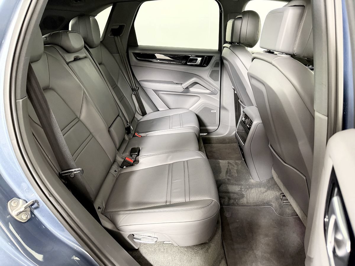 Used 2019 Porsche Cayenne AWD/4WD image 43