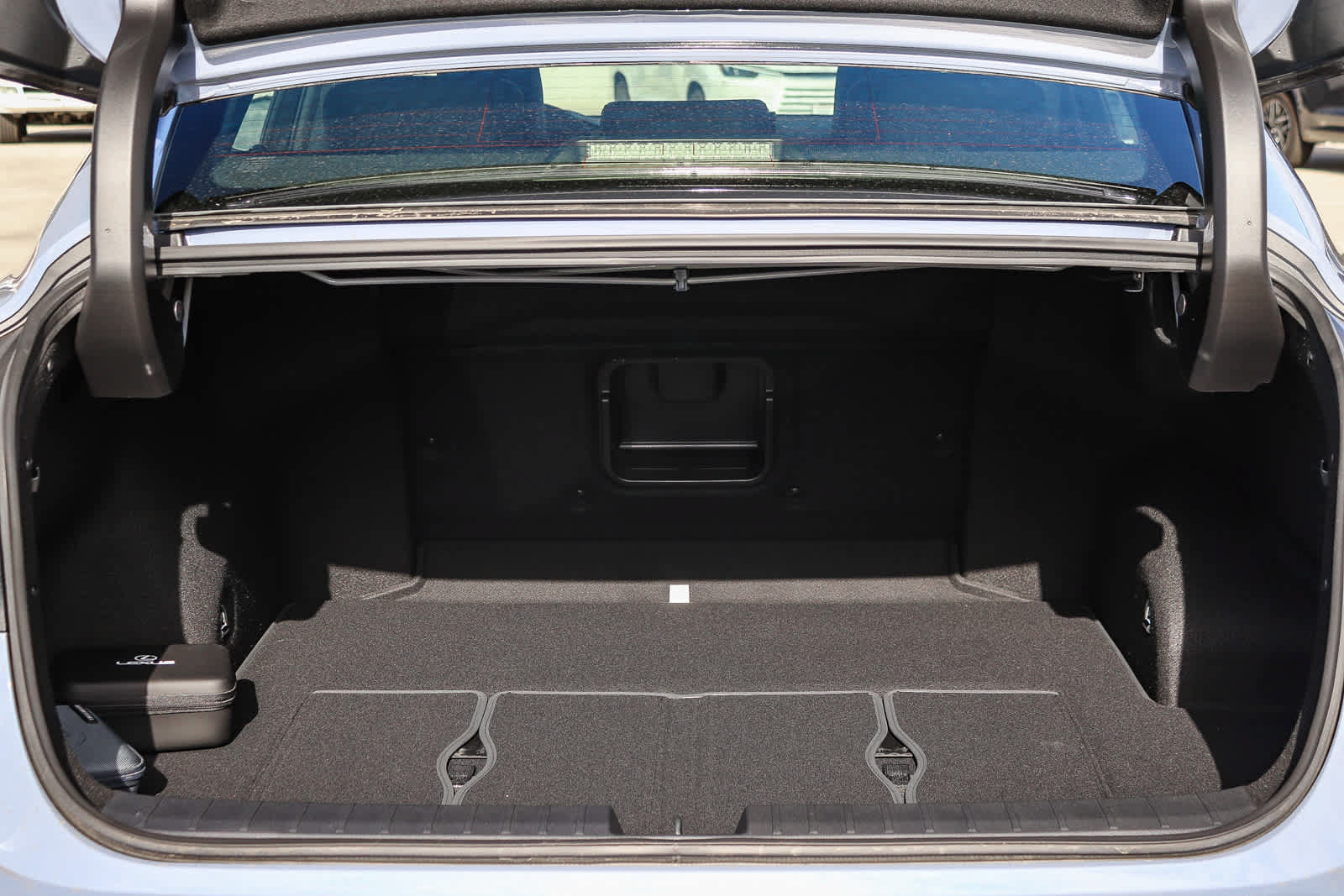 New 2026 Lexus ES 350e w/ Convenience Package FWD image 29
