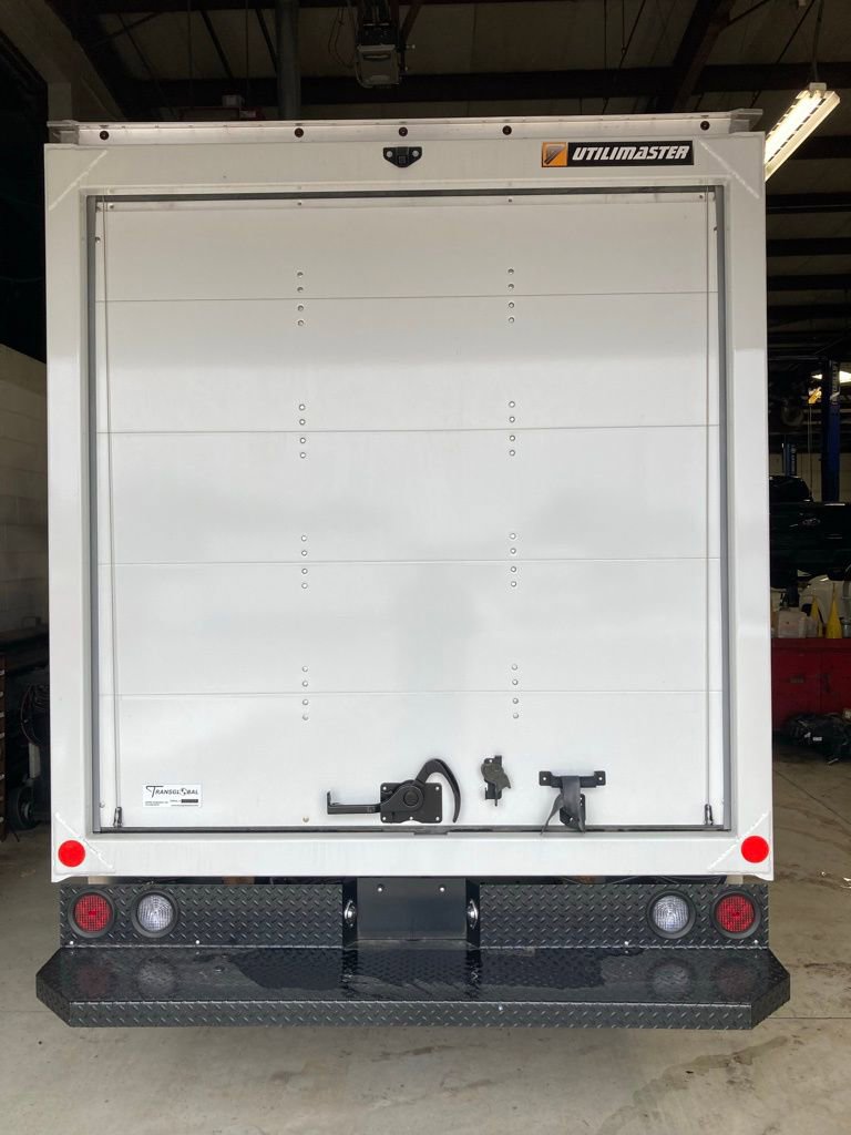 New 2025 GMC Savana 3500 w/ Power Convenience Package image 3