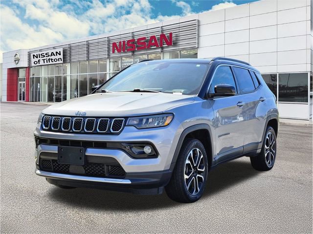 Used 2024 Jeep Compass Limited AWD/4WD image 8