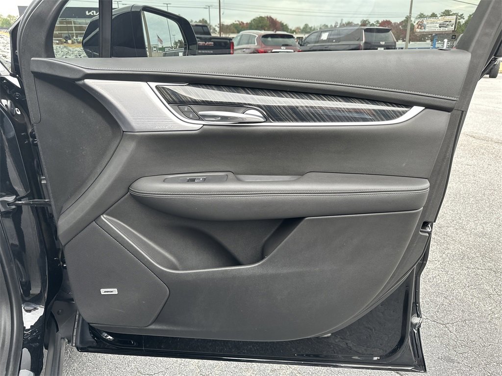 Certified 2022 Cadillac XT6 Premium Luxury w/ Technology Package image 14