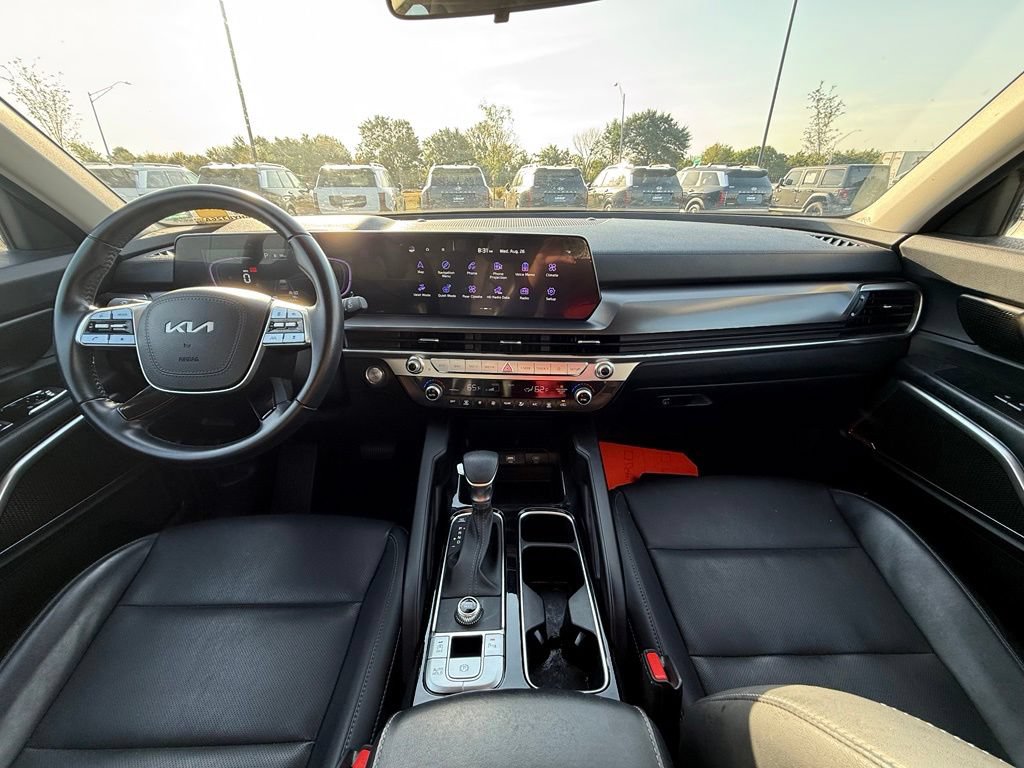 Used 2025 Kia Telluride LX FWD image 27