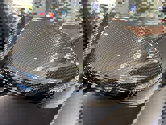 Used 2020 Lamborghini Urus image 16