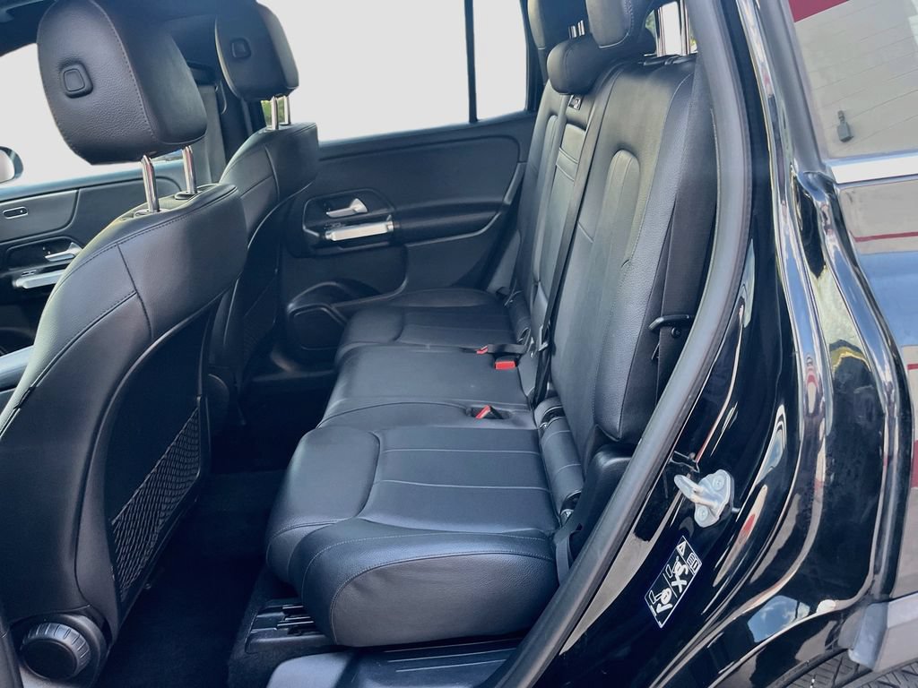 Used 2022 Mercedes-Benz GLB 250 image 24