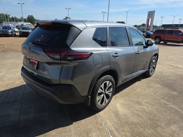 Used 2023 Nissan Rogue SV FWD image 11