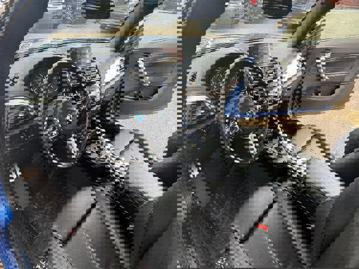 Used 2016 BMW M235i xDrive Convertible image 23