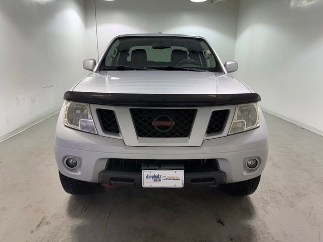 Used 2012 Nissan Frontier PRO-4X AWD/4WD image 2