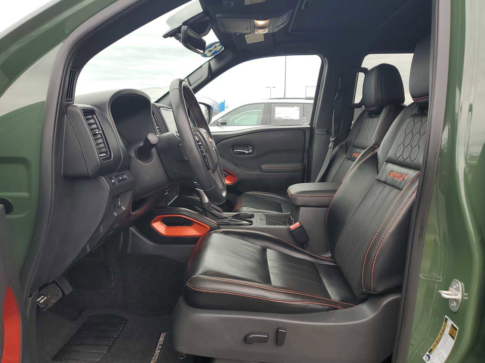 Used 2023 Nissan Frontier Pro-X w/ Pro-X Premium Package image 14