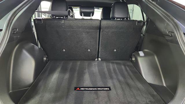 Used 2025 Mitsubishi Eclipse Cross SE image 10