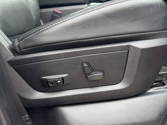 Used 2016 RAM 1500 Sport image 14