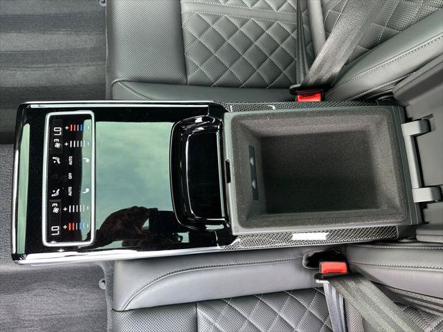 Certified 2023 Audi S8 AWD/4WD image 31