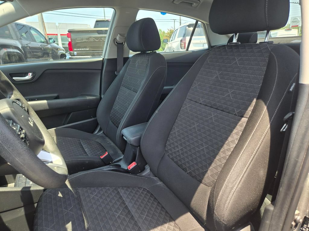 Used 2022 Kia Rio S w/ Technology Package FWD image 9