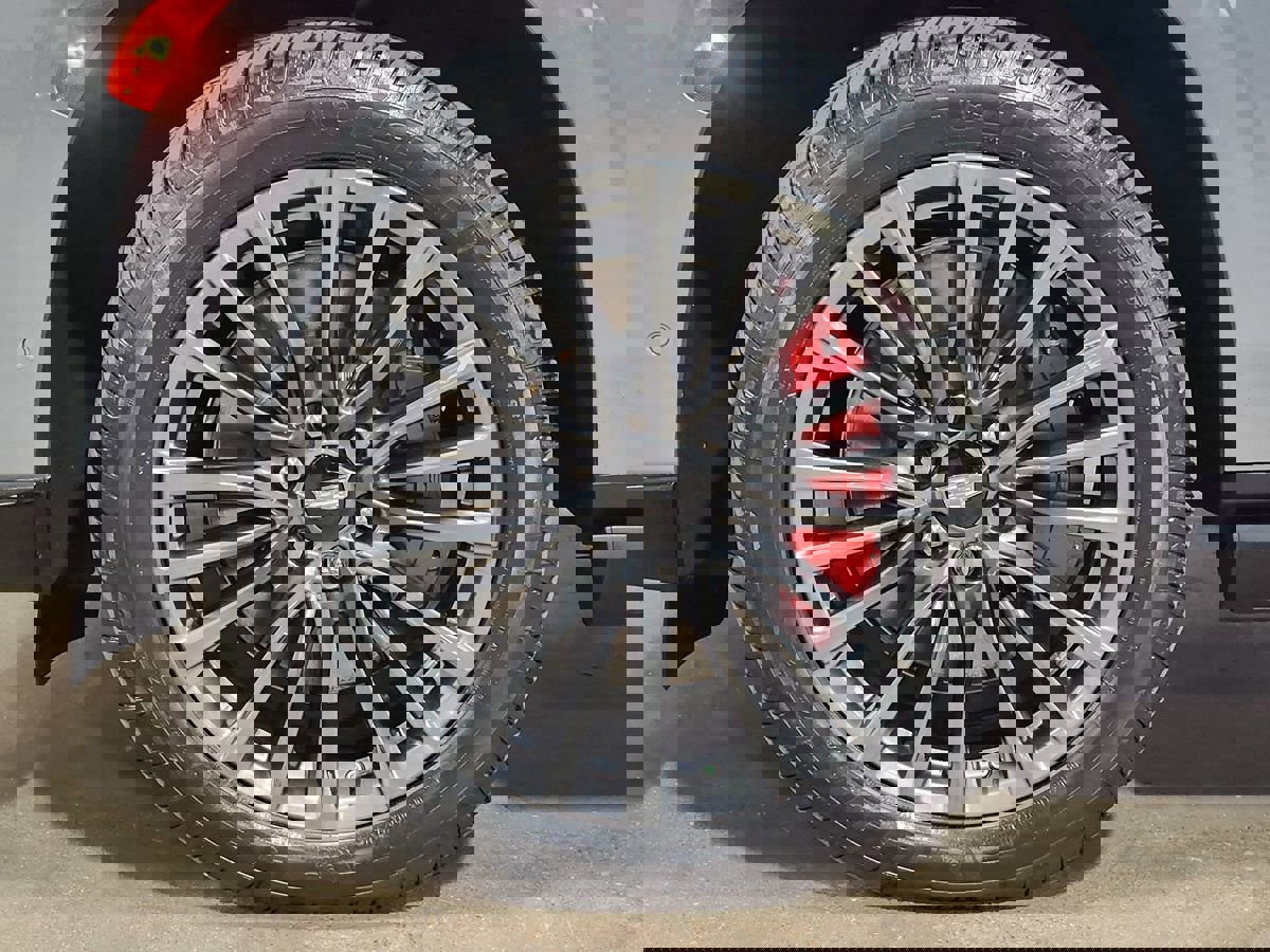 Used 2023 Cadillac Escalade ESV V image 28