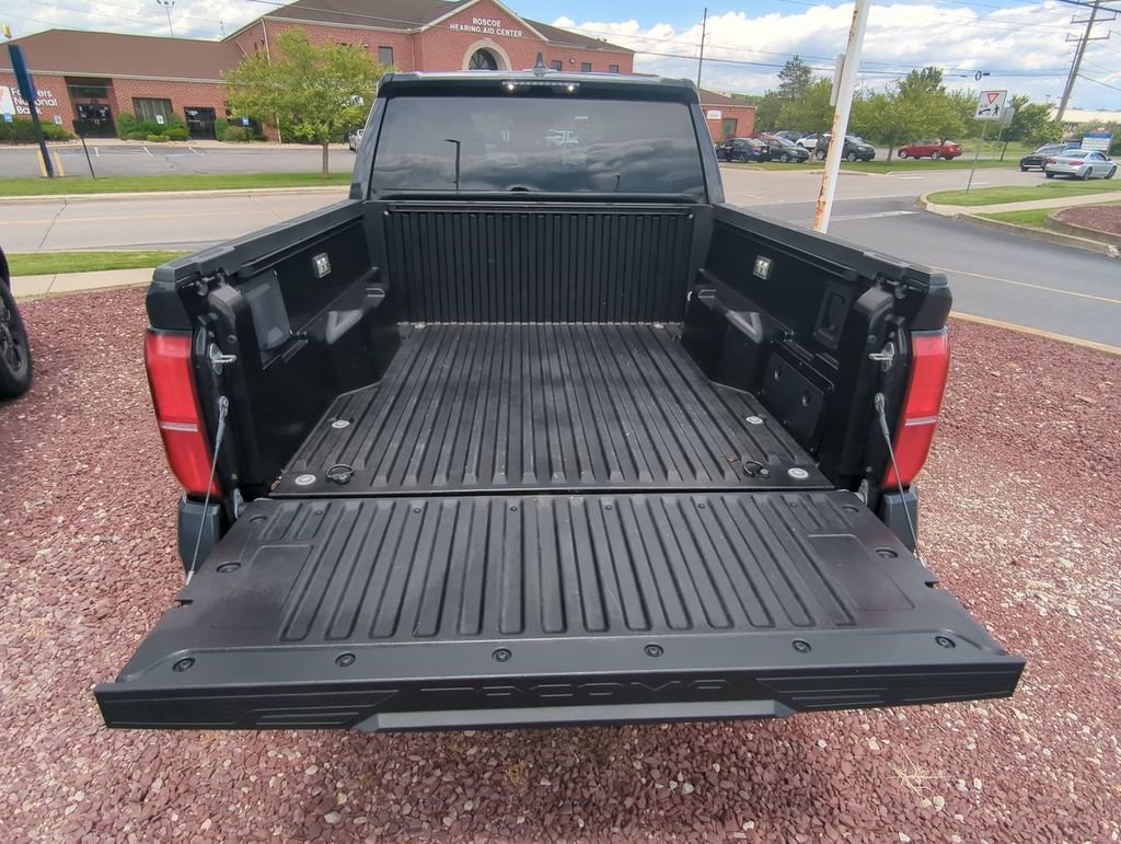 Used 2024 Toyota Tacoma TRD Sport AWD/4WD image 24