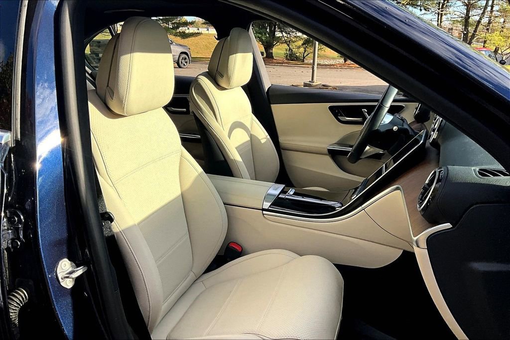 Certified 2023 Mercedes-Benz C 300 4MATIC Sedan image 7