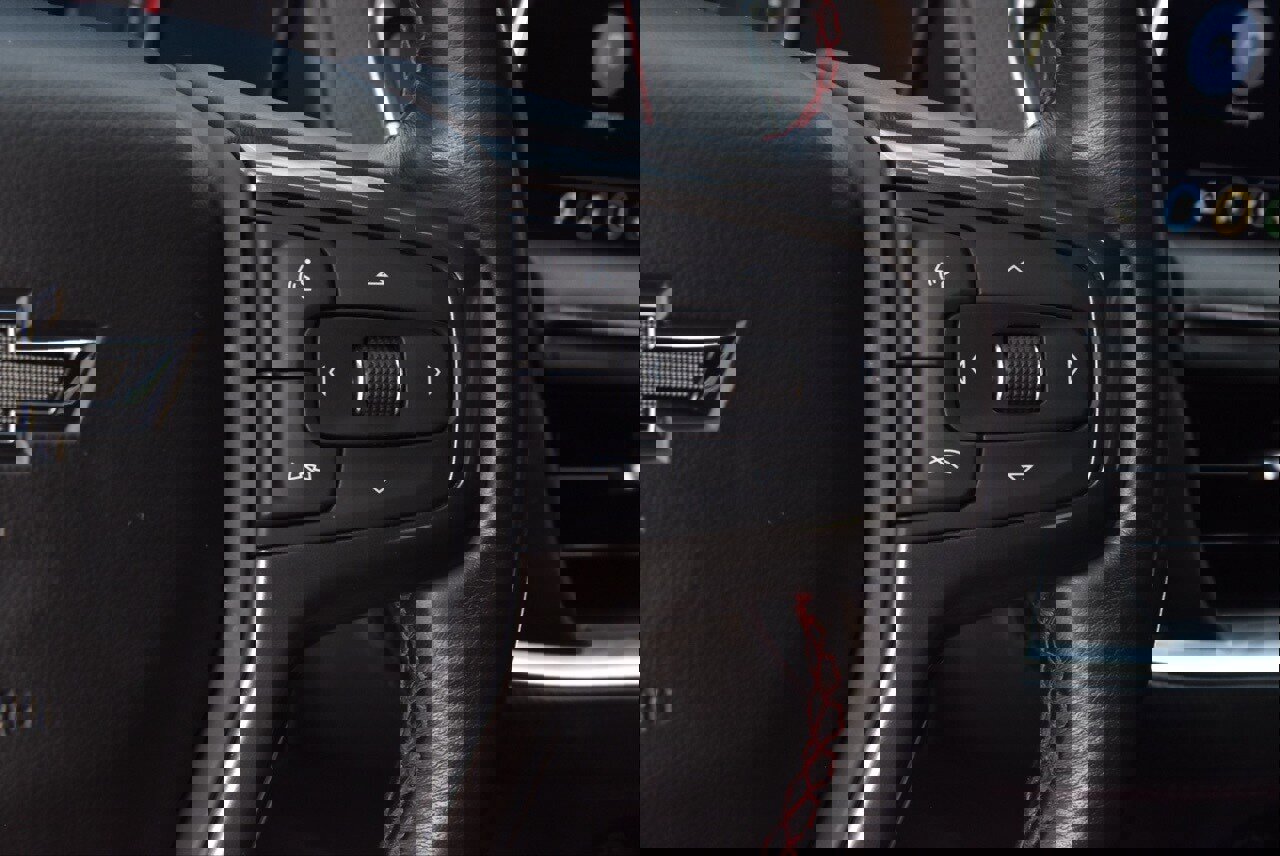 Used 2021 Chevrolet Tahoe RST w/ Luxury Package image 25