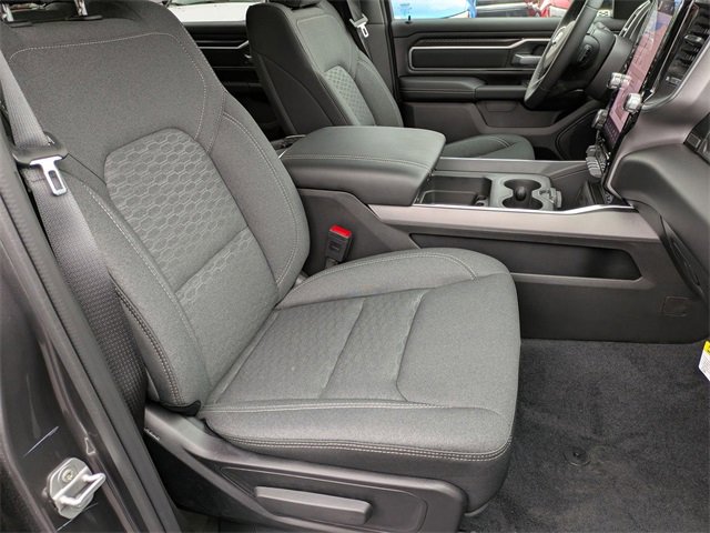 New 2026 RAM 1500 4x4 Crew Cab image 27