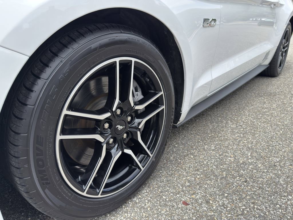 Used 2022 Ford Mustang GT image 34