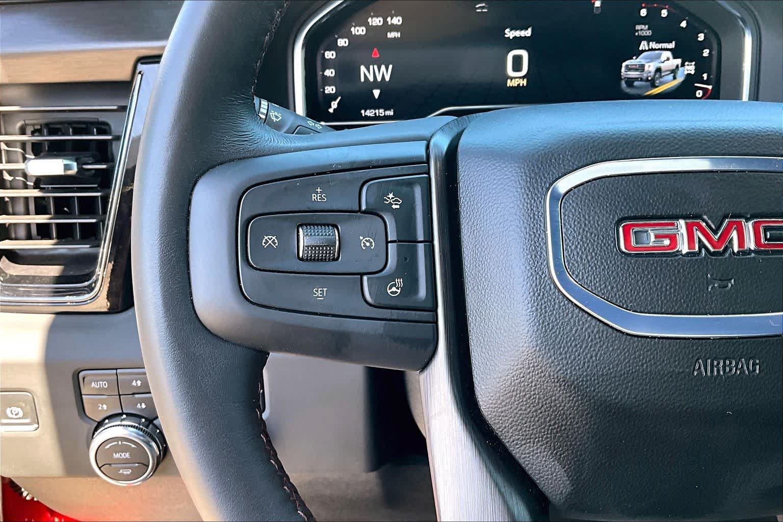 Used 2025 GMC Sierra 2500 AT4X w/ AT4X AEV Edition AWD/4WD image 24