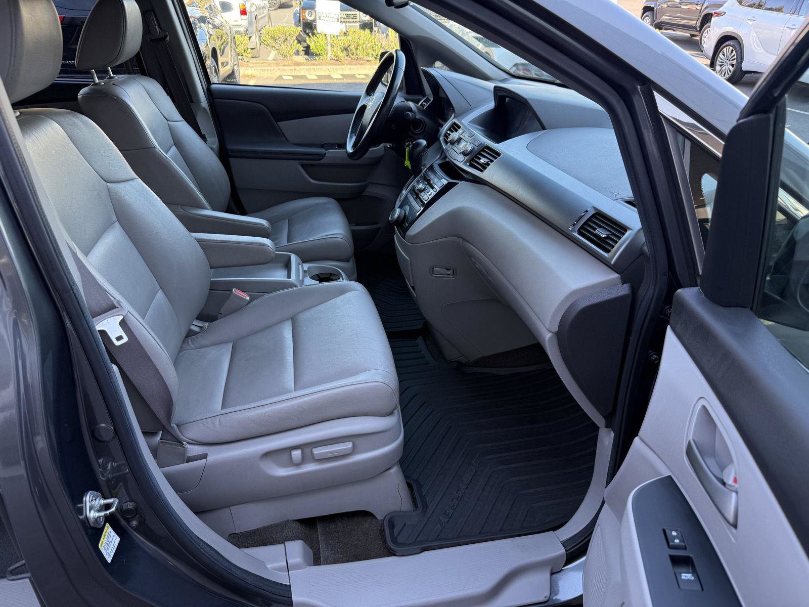 Used 2013 Honda Odyssey EX-L image 24