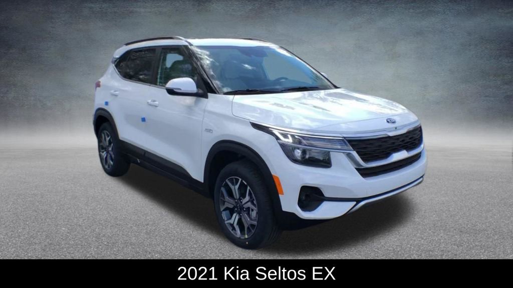 Used 2021 Kia Seltos EX image 3