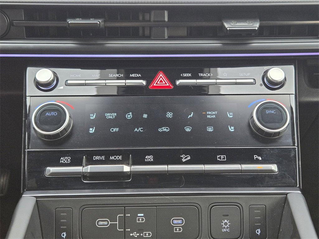 Used 2025 Hyundai Santa Fe Calligraphy image 21