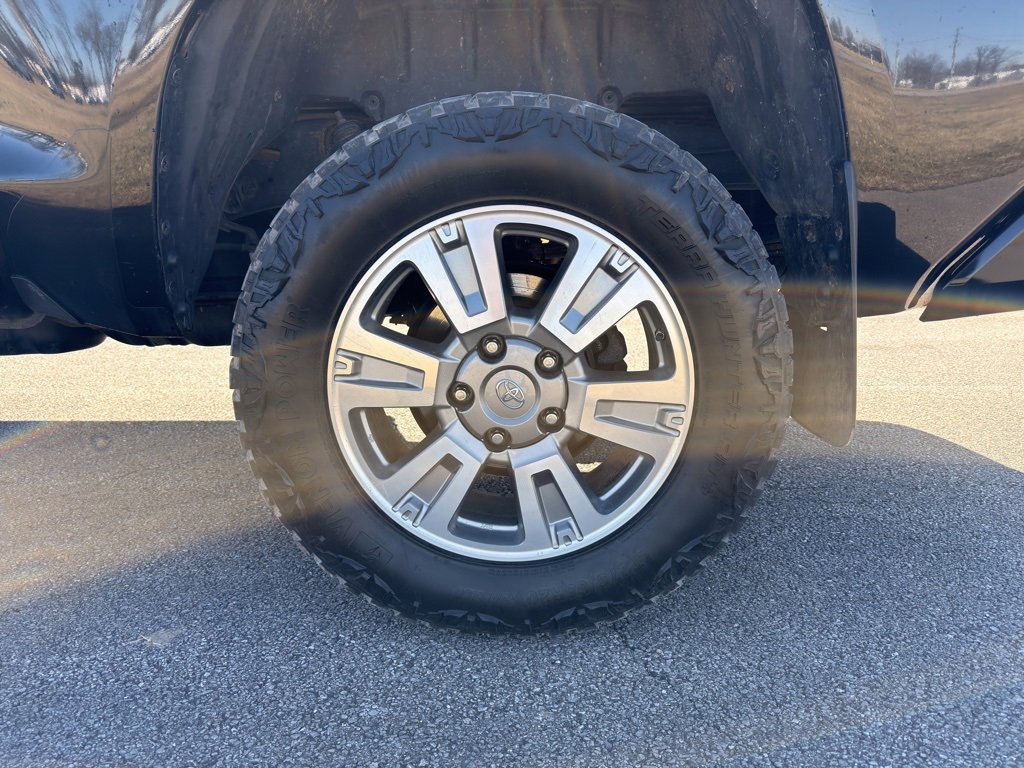 Used 2015 Toyota Tundra 1794 Edition image 20