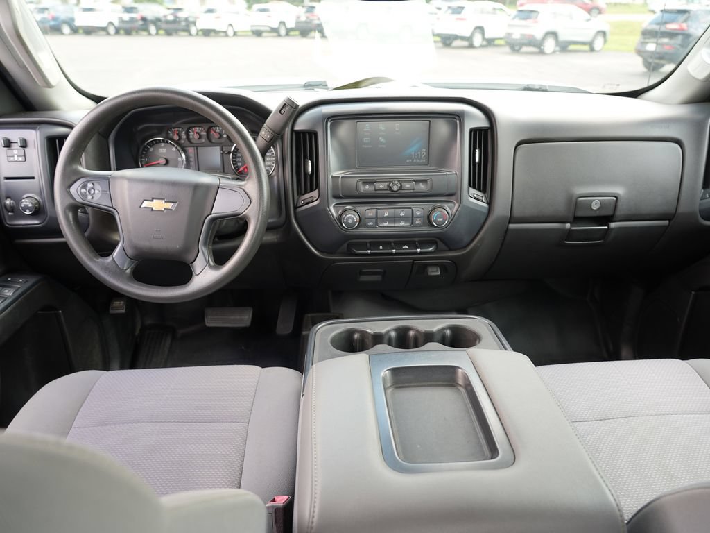 Used 2018 Chevrolet Silverado 3500 W/T AWD/4WD image 29