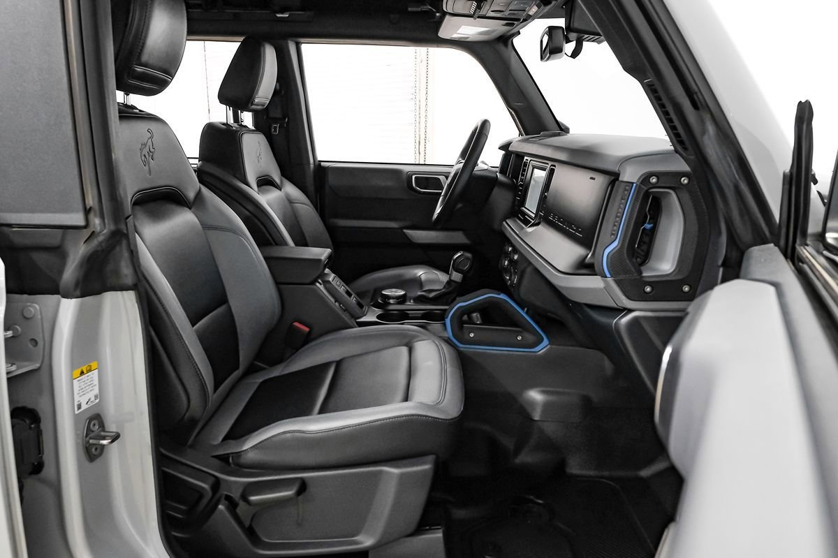 Used 2022 Ford Bronco Black Diamond AWD/4WD image 33