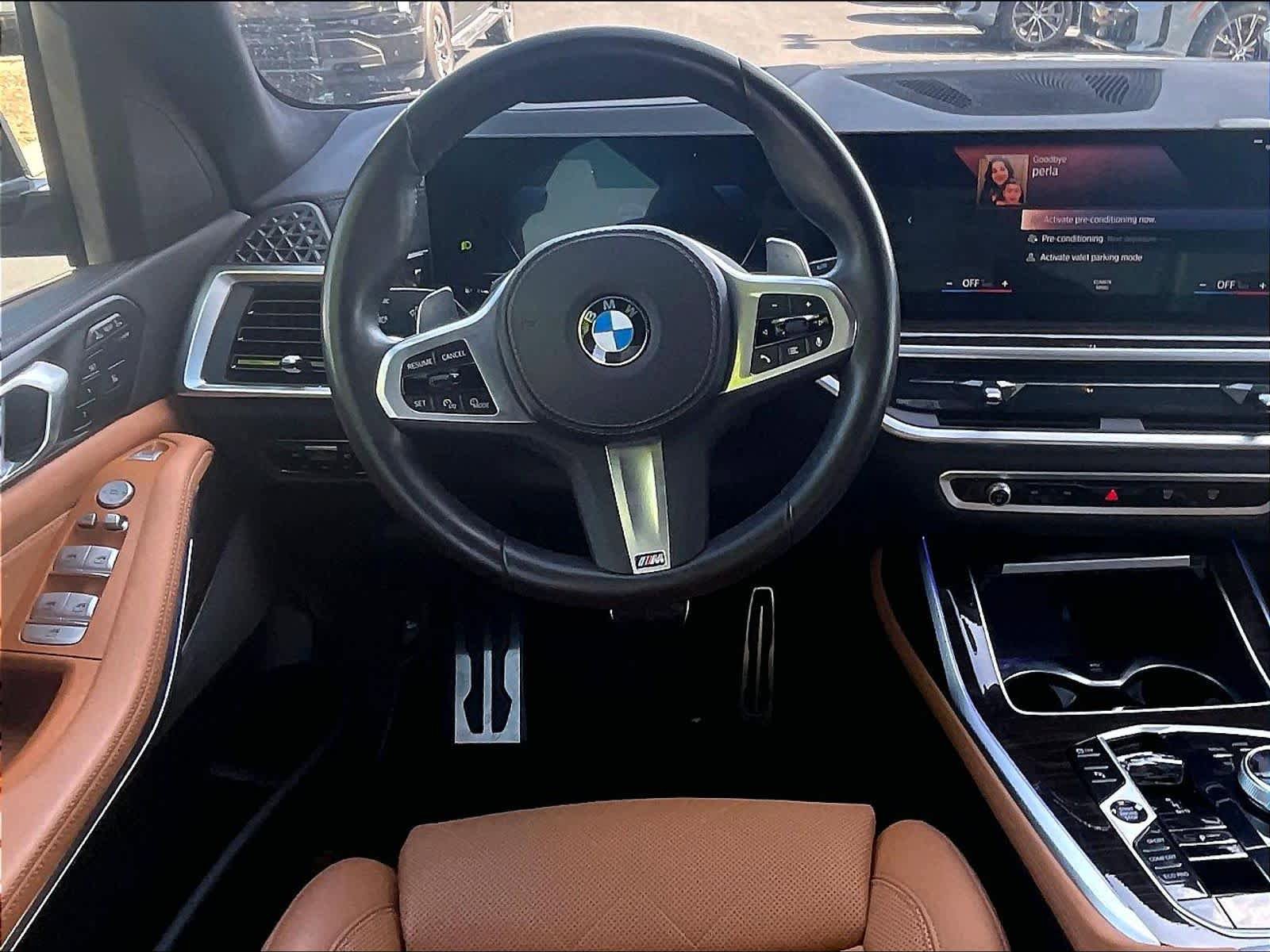 Used 2023 BMW X7 xDrive40i w/ M Sport Package AWD/4WD image 7