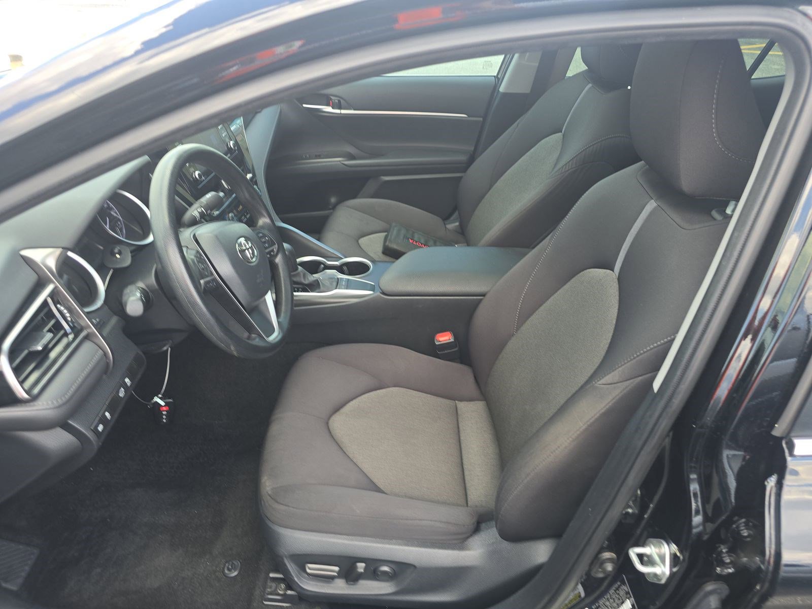 Used 2024 Toyota Camry LE w/ Convenience Package FWD image 13