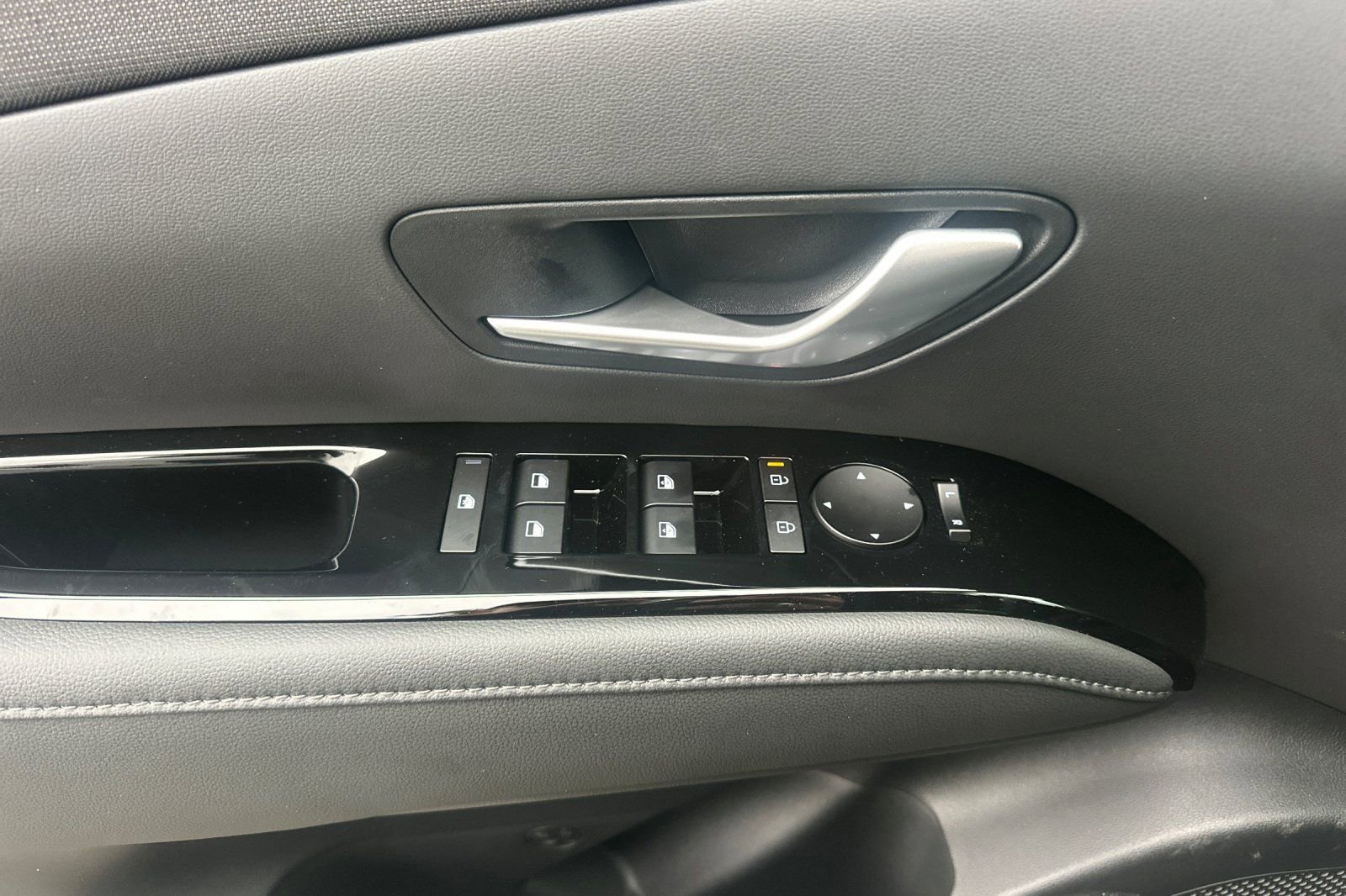 New 2026 Hyundai Santa Cruz XRT AWD/4WD image 11
