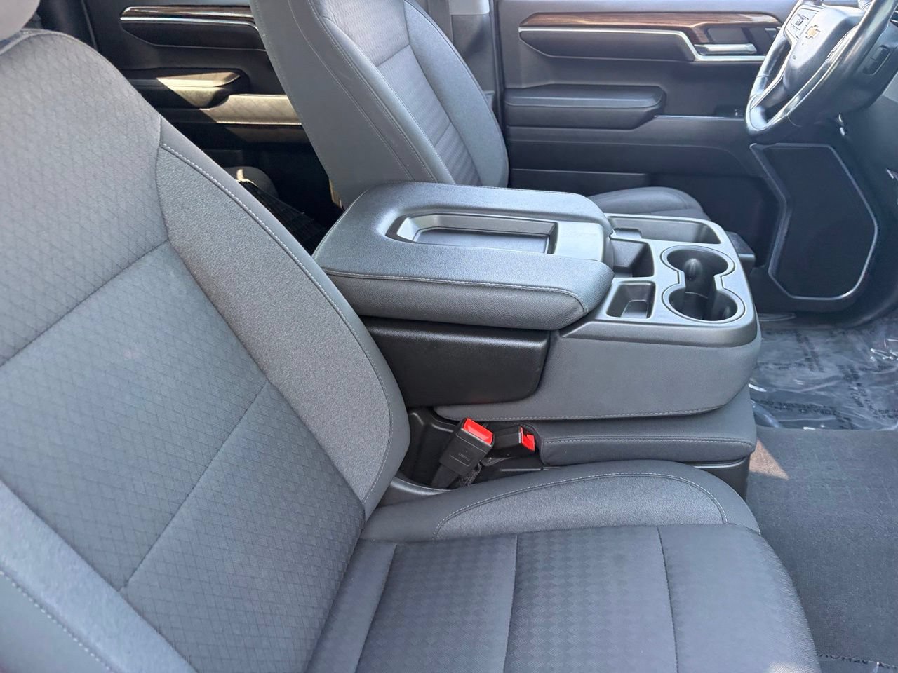 Used 2022 Chevrolet Silverado 1500 LT RWD image 7