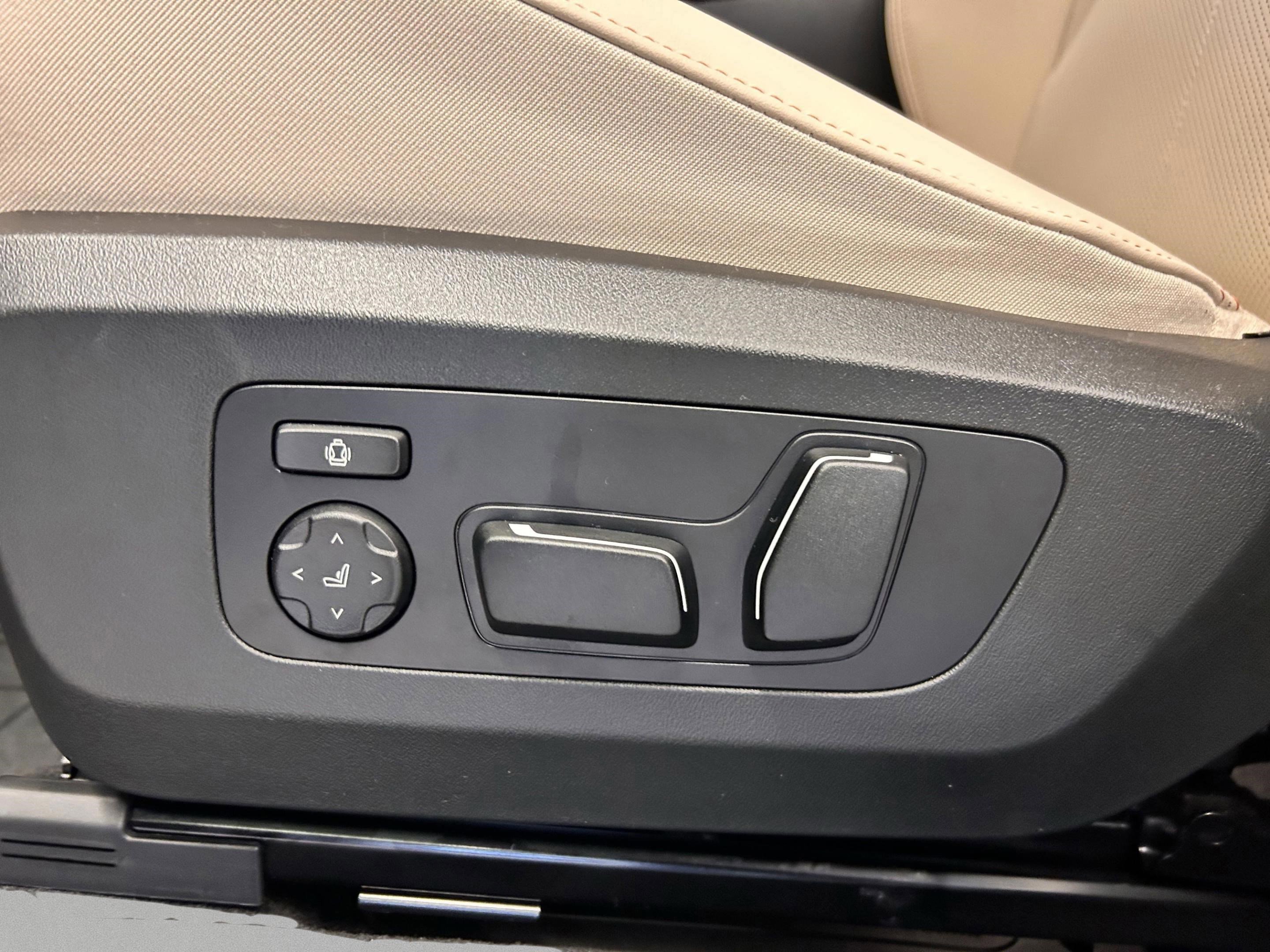 Used 2025 BMW X3 xDrive30i image 20