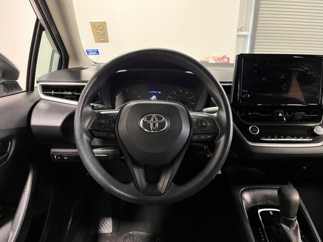 Used 2023 Toyota Corolla LE image 21