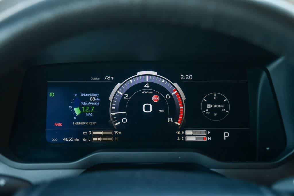 Used 2024 Toyota Tundra Limited AWD/4WD image 24