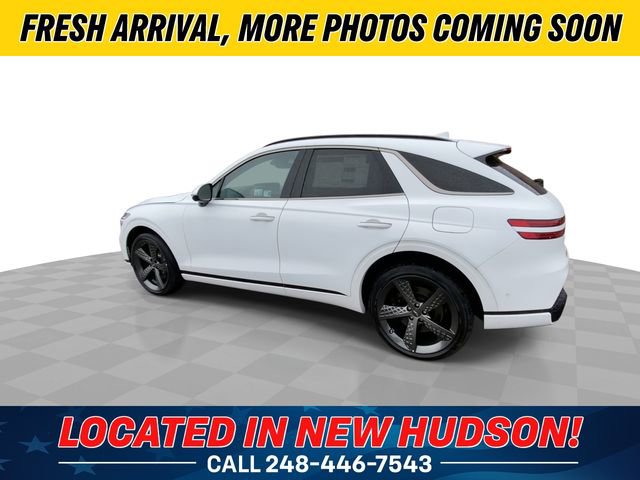 Used 2025 Genesis GV70 3.5T Sport w/ Sport Prestige Package AWD/4WD image 8