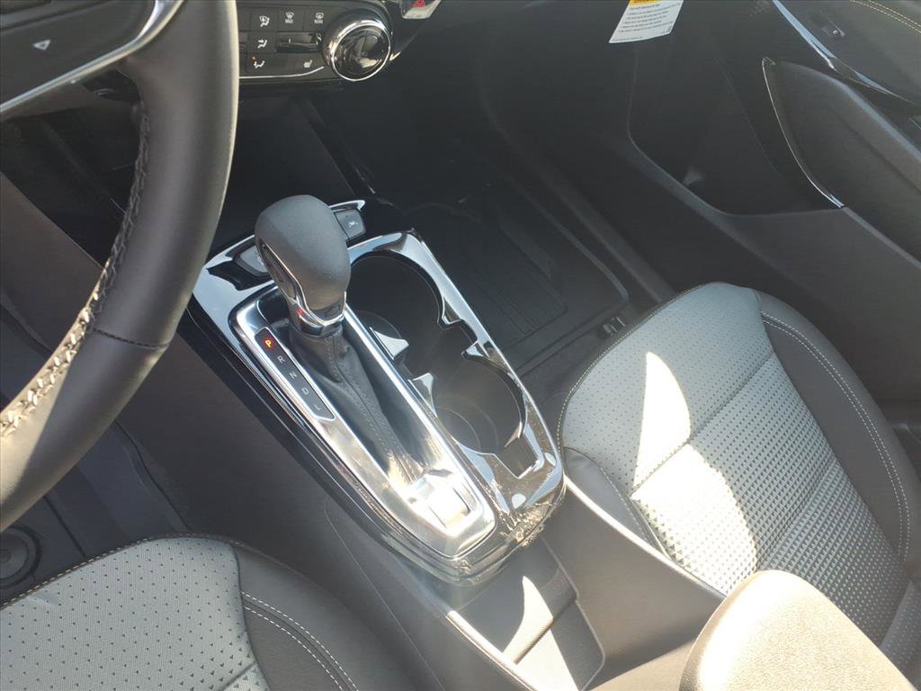 New 2026 Chevrolet Trax LT w/ LT Convenience Package image 9