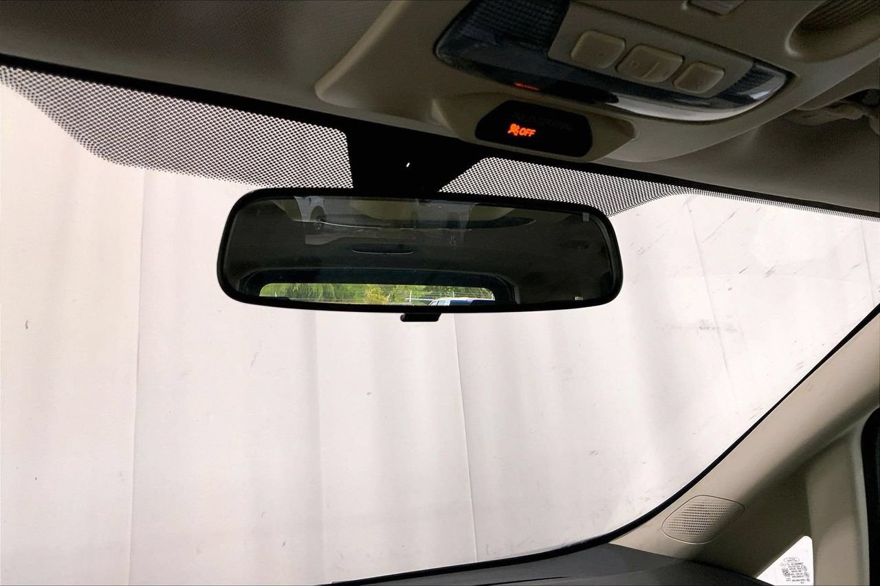 Used 2020 Ford EcoSport SE w/ SE Convenience Package FWD image 14